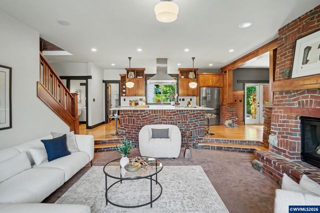 2185 Kari Dawn Av SE, Salem, OR 97306