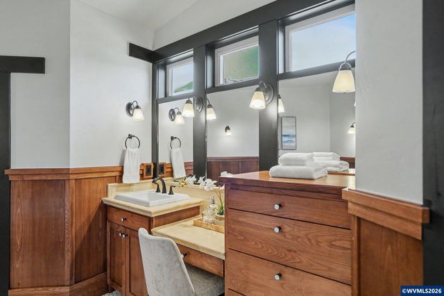 2185 Kari Dawn Av SE, Salem, OR 97306