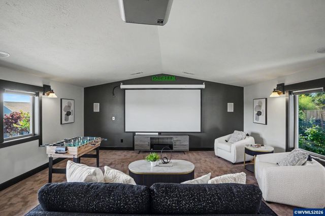 2185 Kari Dawn Av SE, Salem, OR 97306