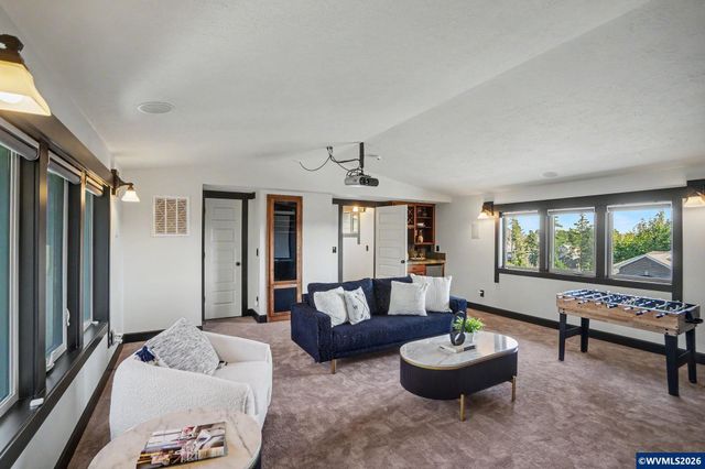 2185 Kari Dawn Av SE, Salem, OR 97306