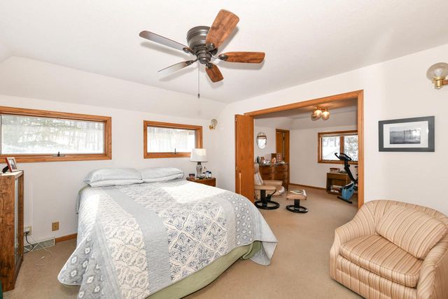 561 W Chestnut STREET, Burlington, WI 53105