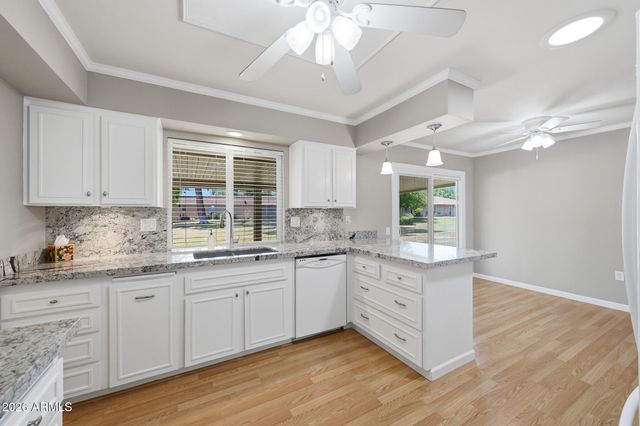 9822 W SANDSTONE Drive, Sun City, AZ 85351