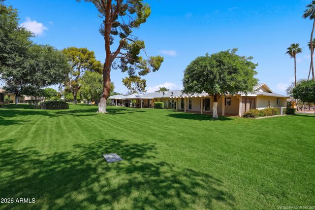 9822 W SANDSTONE Drive, Sun City, AZ 85351