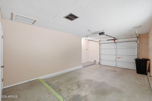 9822 W SANDSTONE Drive, Sun City, AZ 85351