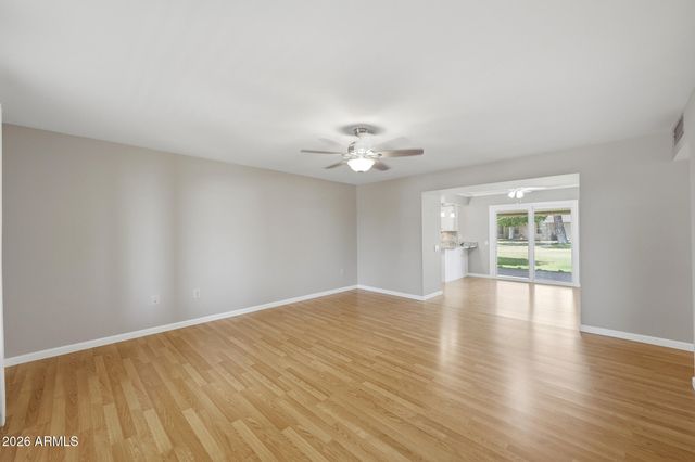 9822 W SANDSTONE Drive, Sun City, AZ 85351