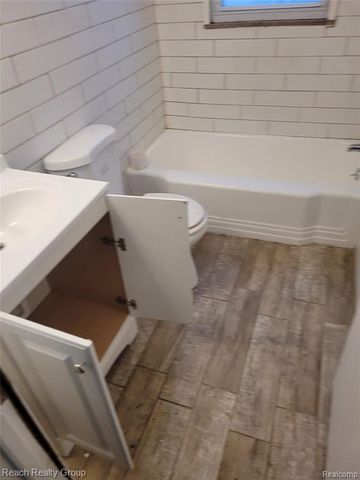 12045 Ashton Avenue, Detroit, MI 48228