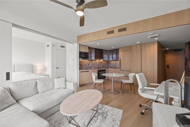 1000 Auahi Street 603, Honolulu, HI 96814