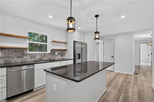 912 Tazewell ST, Portsmouth, VA 23701
