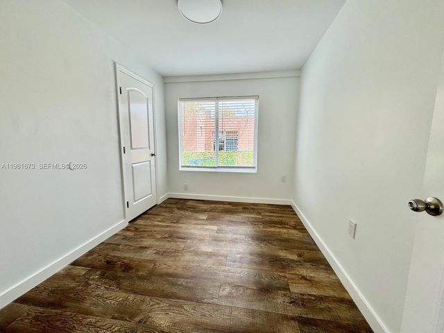 929 SW 12th Ave 929, Miami, FL 33130