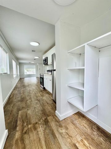 929 SW 12th Ave 929, Miami, FL 33130