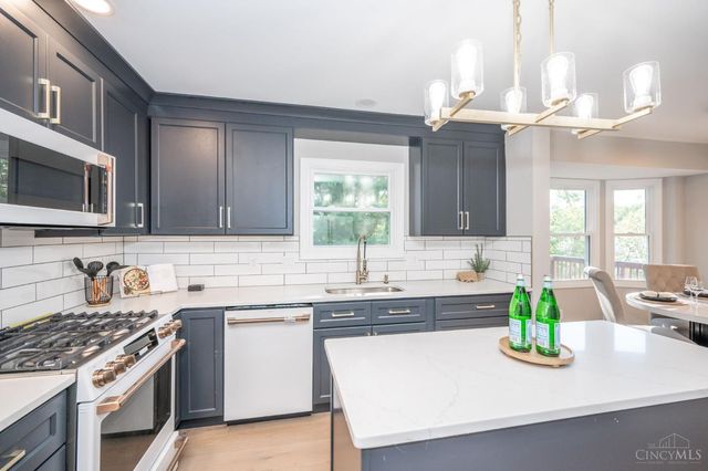 8205 Indian Trail Drive, Madeira, OH 45243