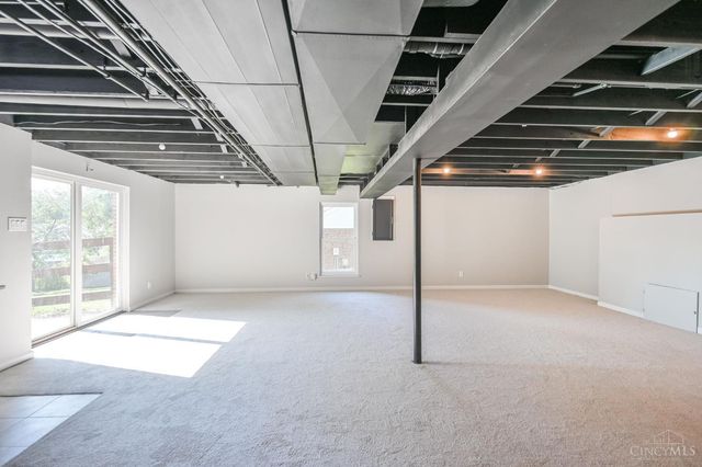 8205 Indian Trail Drive, Madeira, OH 45243