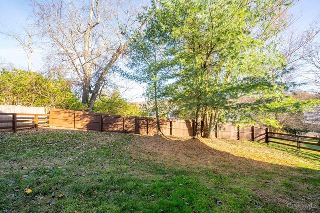 8205 Indian Trail Drive, Madeira, OH 45243