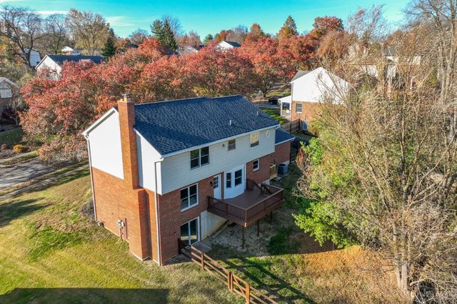 8205 Indian Trail Drive, Madeira, OH 45243