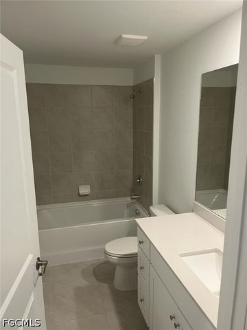 3924 NE 17th AVE, Cape Coral, FL 33909