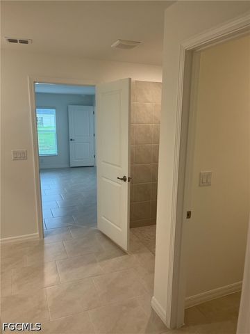3924 NE 17th AVE, Cape Coral, FL 33909