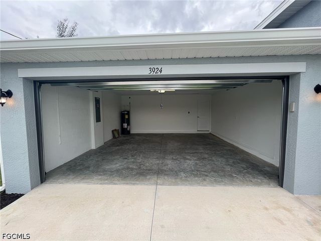 3924 NE 17th AVE, Cape Coral, FL 33909