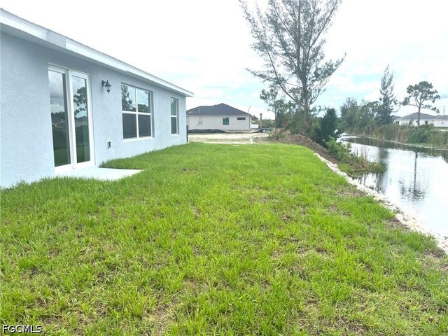 3924 NE 17th AVE, Cape Coral, FL 33909