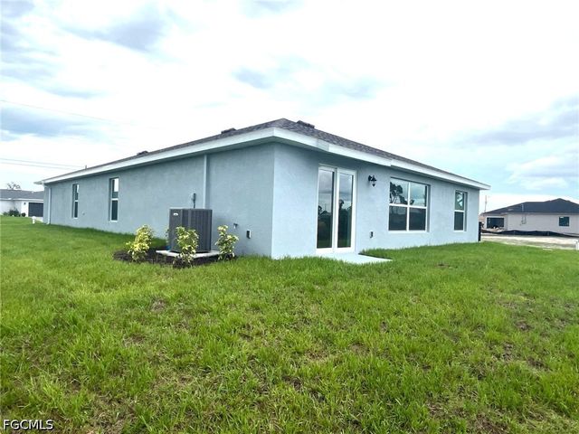 3924 NE 17th AVE, Cape Coral, FL 33909