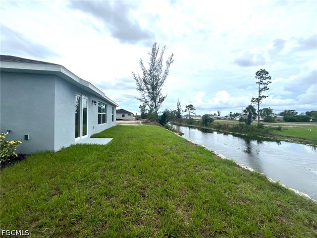 3924 NE 17th AVE, Cape Coral, FL 33909