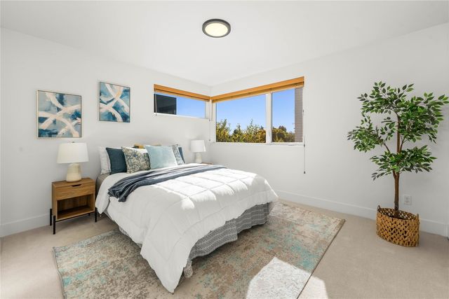 2213 A NW 63rd Street, Seattle, WA 98107