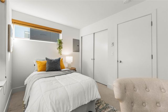2213 A NW 63rd Street, Seattle, WA 98107