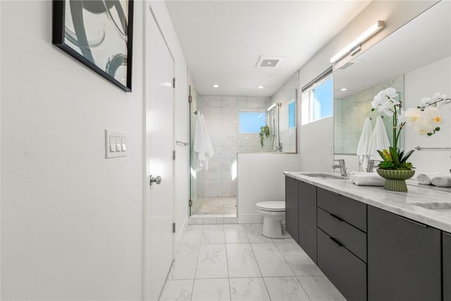2213 A NW 63rd Street, Seattle, WA 98107
