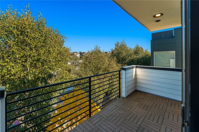 2213 A NW 63rd Street, Seattle, WA 98107