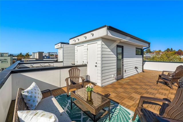 2213 A NW 63rd Street, Seattle, WA 98107