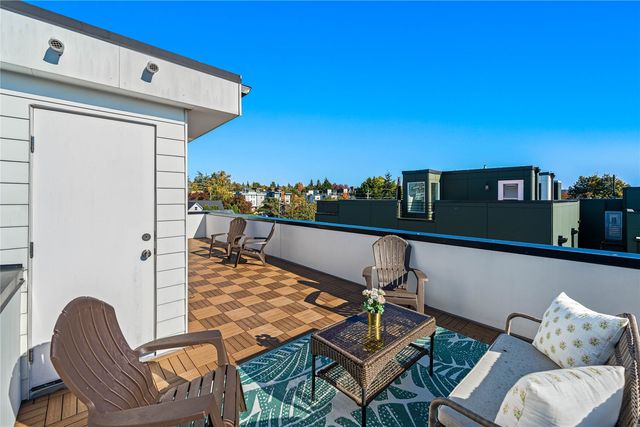 2213 A NW 63rd Street, Seattle, WA 98107
