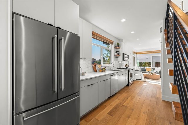 2213 A NW 63rd Street, Seattle, WA 98107
