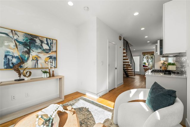 2213 A NW 63rd Street, Seattle, WA 98107