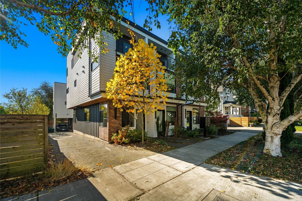 2213 A NW 63rd Street, Seattle, WA 98107