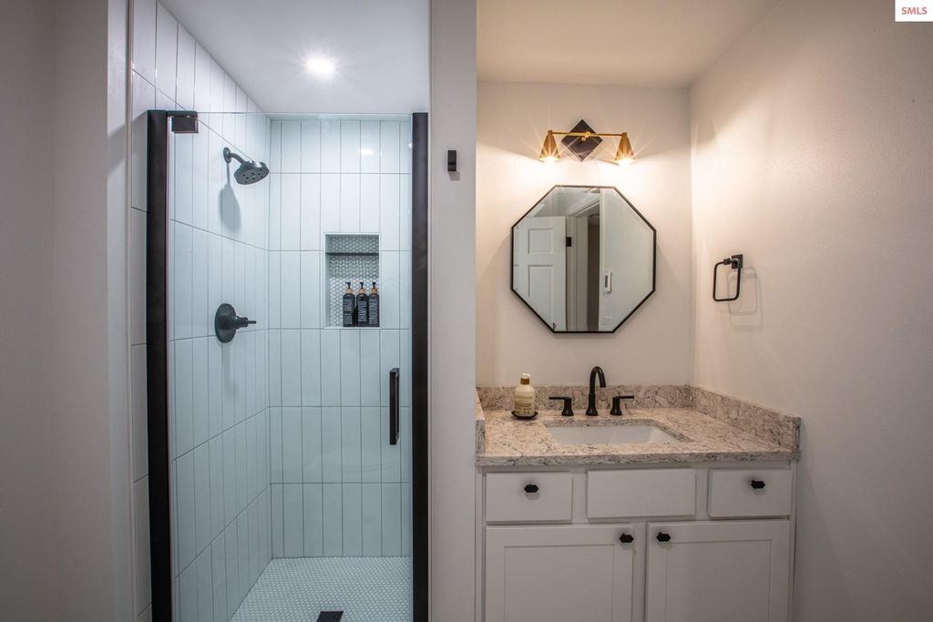 475 Campbell Point Rd, Laclede, ID 83841 photo 45