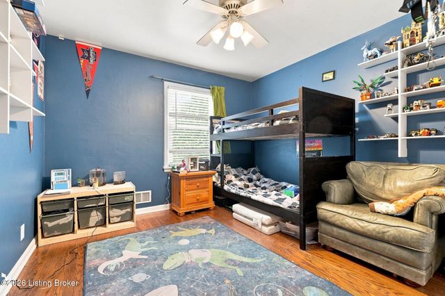 3102 Pomeroy Dr, Louisville, KY 40220