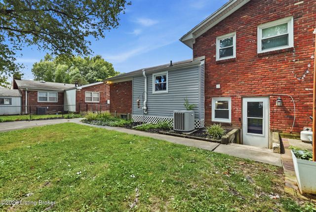 3102 Pomeroy Dr, Louisville, KY 40220