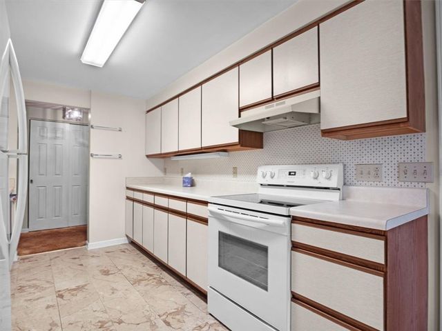 1740 Kenyon Road, Ontario, NY 14519