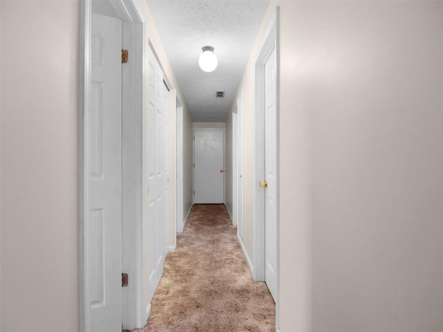 1740 Kenyon Road, Ontario, NY 14519