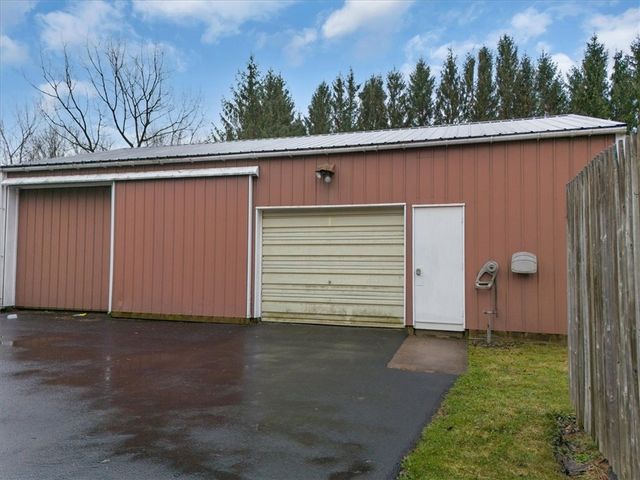 1740 Kenyon Road, Ontario, NY 14519