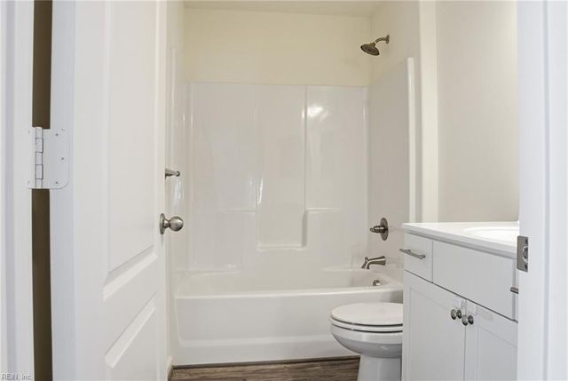 188 Norfleet LN, Suffolk, VA 23434