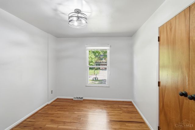 1987 Gainsborough Lane, Anderson Twp, OH 45230
