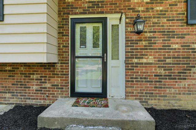 1987 Gainsborough Lane, Anderson Twp, OH 45230
