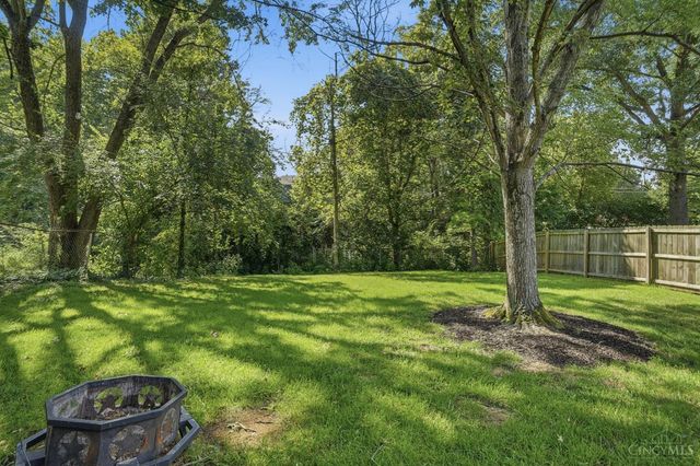 1987 Gainsborough Lane, Anderson Twp, OH 45230
