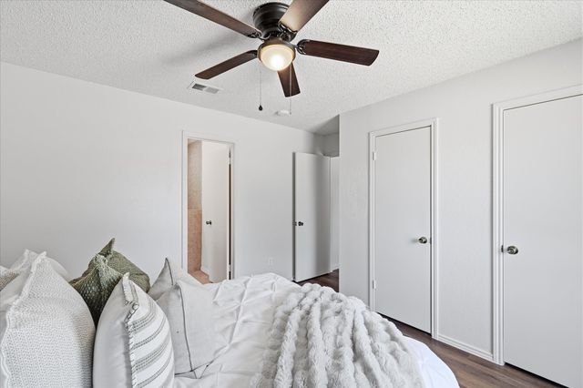 2309 Aquaduct Drive, Bedford, TX 76022
