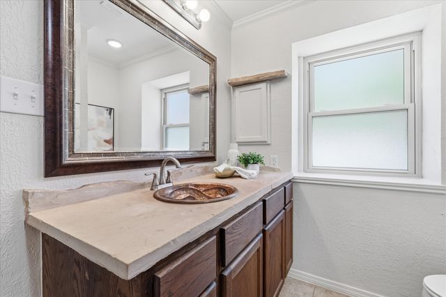 2309 Aquaduct Drive, Bedford, TX 76022