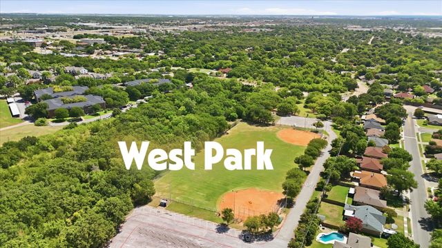 2309 Aquaduct Drive, Bedford, TX 76022