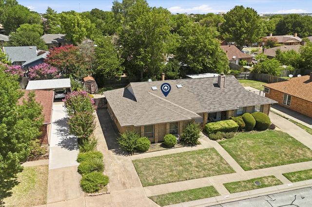 2309 Aquaduct Drive, Bedford, TX 76022