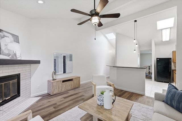 2309 Aquaduct Drive, Bedford, TX 76022