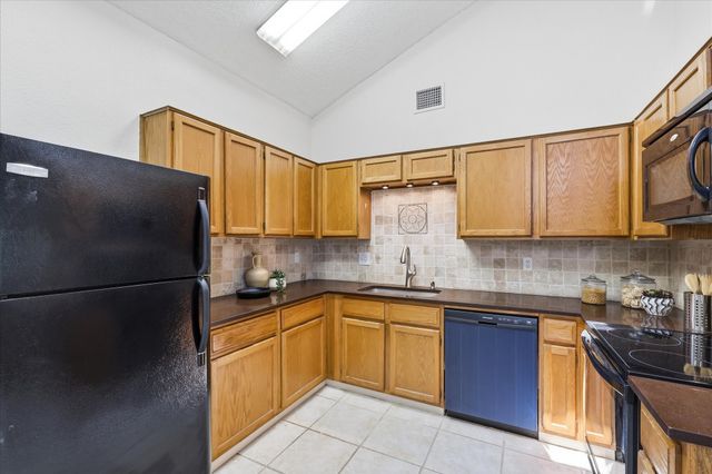2309 Aquaduct Drive, Bedford, TX 76022