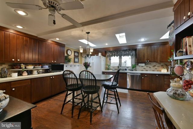 813 RENEL RD, Plymouth Meeting, PA 19462